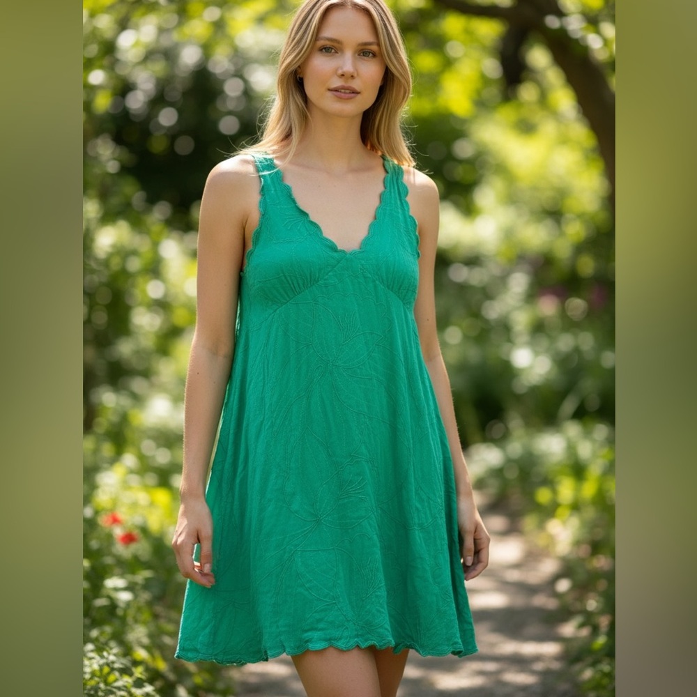 Akualani Green Embroidered Sundress Medium | Hawaiian Resort V-Neck Dress/Top